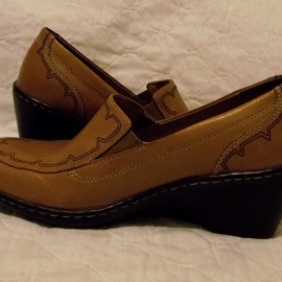 HUSH PUPPIES Wedge  Dress show,  Women's, 7.5 medi - Picture 4 of 7